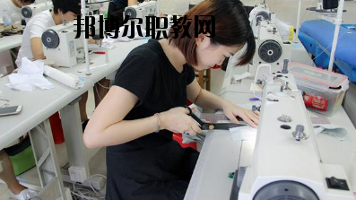 西和西峪電腦學(xué)校2020年招生辦聯(lián)系電話(huà)