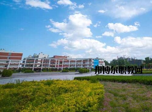 河南經(jīng)濟(jì)管理學(xué)校2021年報名條件、招生對象