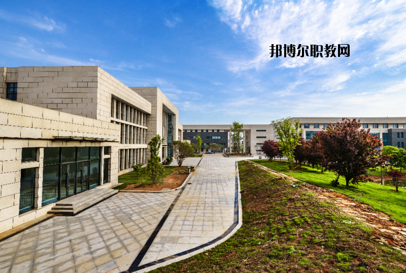 江蘇建筑職業(yè)技術學院2020年報名條件、招生要求、招生對象
