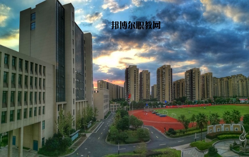 余杭區(qū)塘棲職業(yè)學(xué)校2020年報(bào)名條件、招生要求、招生對(duì)象