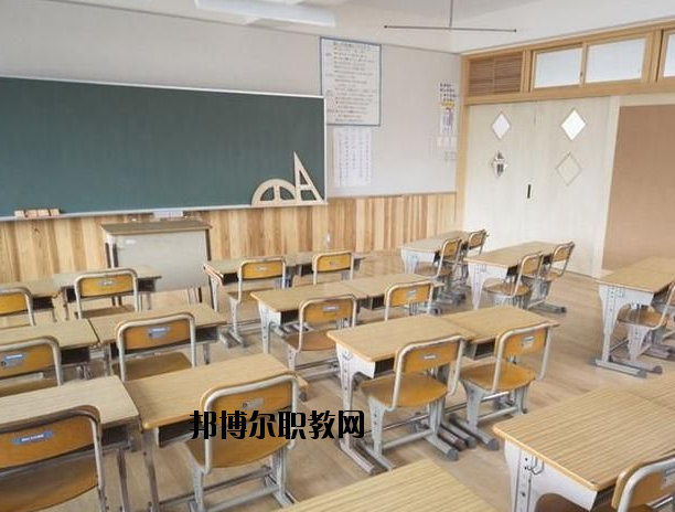 荊州東方中等職業(yè)學校2020年報名條件、招生要求、招生對象