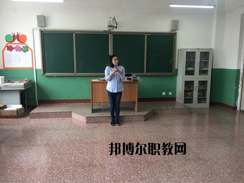 四川東坡中等職業(yè)技術(shù)學(xué)校2020年報(bào)名條件、招生要求、招生對象
