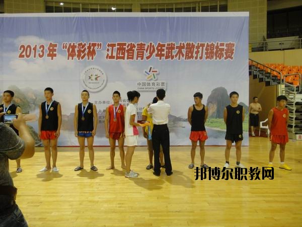 吉安文武學(xué)校怎么樣、好不好