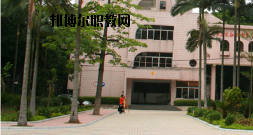 廣州建筑工程職業(yè)學(xué)校2020年報名條件、招生要求、招生對象