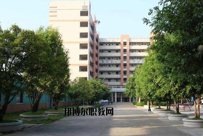 肇慶高要技工學(xué)校怎么樣、好不好