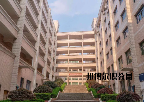 新余新興產(chǎn)業(yè)工程學(xué)校2020年報名條件、招生要求、招生對象