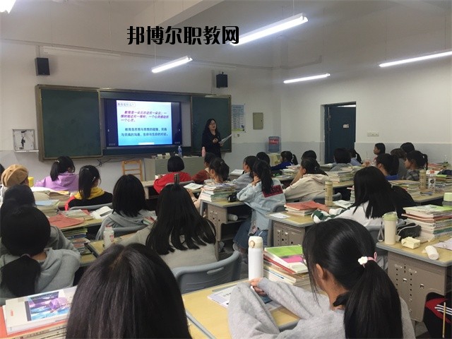 江西景德鎮(zhèn)機電工程學校2020年報名條件、招生要求、招生對象 