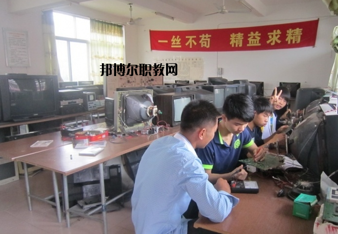 廣東農墾茂名技工學校怎么樣、好不好