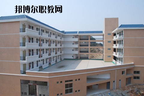 五峰職教中心2020年招生辦聯系電話