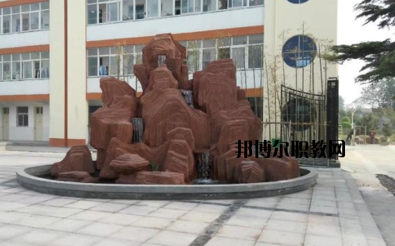 新鄉(xiāng)牧野區(qū)職業(yè)教育中心2021年報(bào)名條件、招生要求、招生對(duì)象
