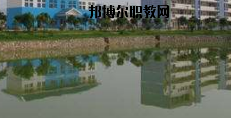 柳州鹿寨職業(yè)教育中心怎么樣、好不好