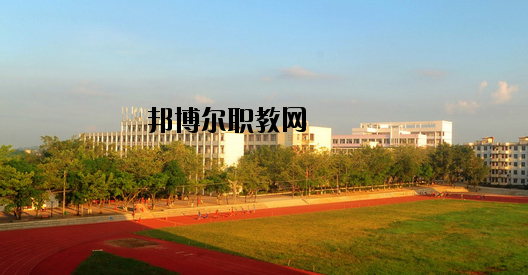 平南中等職業(yè)技術學校2020年報名條件、招生要求、招生對象