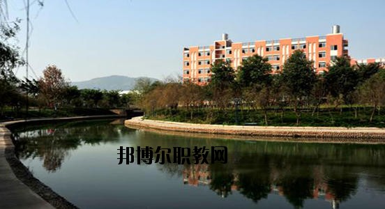 中江縣職業(yè)中專學校2020年招生辦聯系電話