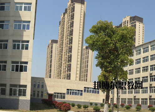 蕪湖財經(jīng)工業(yè)學(xué)校2020年報名條件、招生要求、招生對象