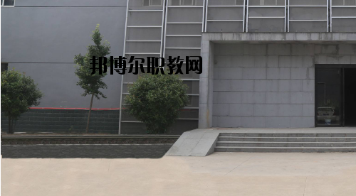 許昌職業(yè)技術(shù)學(xué)院附屬中專2021年報(bào)名條件、招生要求、招生對(duì)象
