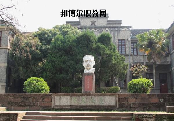 徽州師范學(xué)校怎么樣、好不好