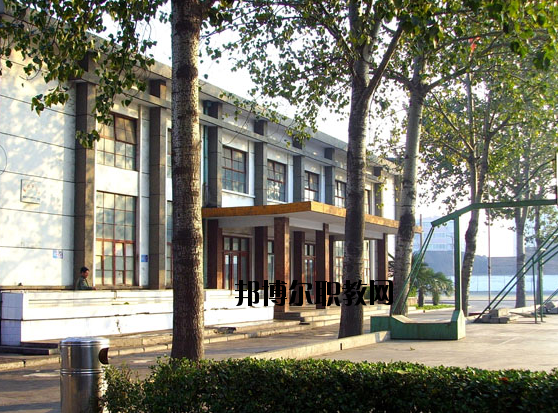 河南工業(yè)科技學校怎么樣、好不好