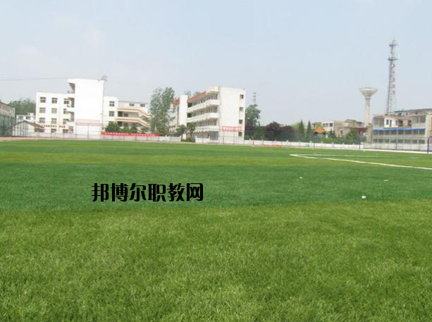 阜陽(yáng)經(jīng)貿(mào)旅游學(xué)校2020年報(bào)名條件、招生要求、招生對(duì)象