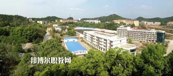 綿陽(yáng)交通技工學(xué)校2020年報(bào)名條件、招生要求、招生對(duì)象