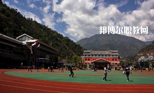 四川石棉職業(yè)高級中學2020年報名條件、招生要求、招生對象