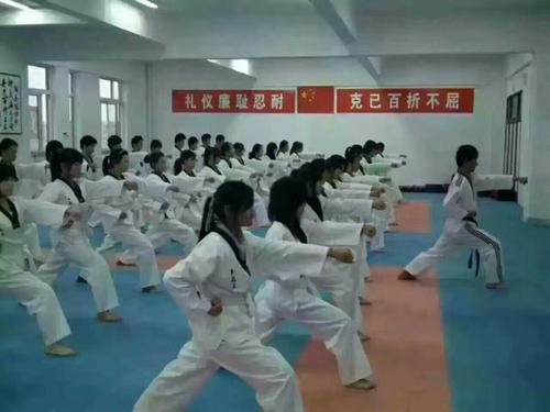 江蘇沭陽中等專業(yè)學校2020年報名條件、招生要求、招生對象