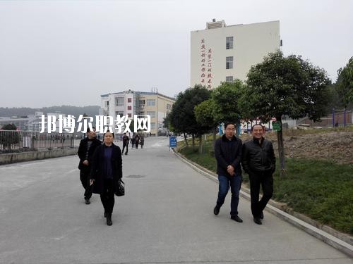 綿陽游仙職業(yè)教育中心2020年報(bào)名條件、招生要求、招生對(duì)象