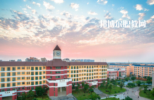 湛江市寸金中等專(zhuān)業(yè)學(xué)校怎么樣、好不好