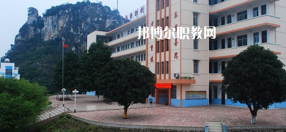 扶綏縣職業(yè)技術(shù)學(xué)校2020年報(bào)名條件、招生要求、招生對(duì)象