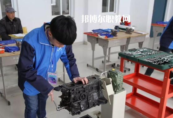 合肥市工程技術(shù)學(xué)校2020年報(bào)名條件、招生要求、招生對(duì)象