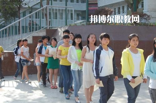 達(dá)州職業(yè)高級(jí)中學(xué)2020年報(bào)名條件、招生要求、招生對(duì)象