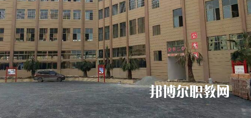 貴州航空工業(yè)技師學(xué)院樂(lè)灣校區(qū)怎么樣、好不好