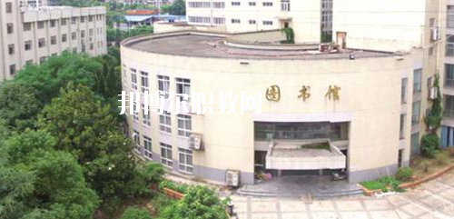 貴陽現(xiàn)代裝備制造技工學校網站網址