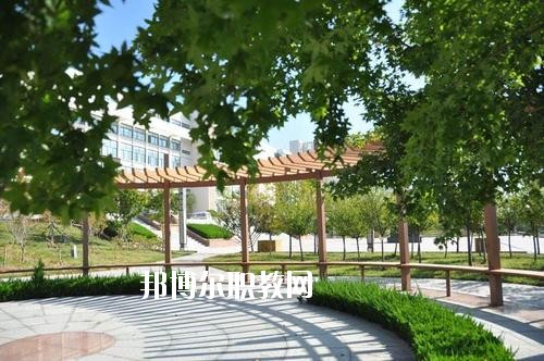 樂(lè)山沙灣職業(yè)高級(jí)中學(xué)怎么樣、好不好
