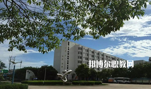 合肥經(jīng)濟(jì)貿(mào)易科技學(xué)校怎么樣、好不好