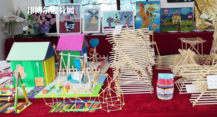 甘肅科興職業(yè)學校2020年學費、收費多少
