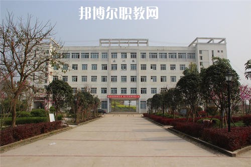 遂寧安居職業(yè)高級(jí)中學(xué)校2020年報(bào)名條件、招生要求、招生對(duì)象