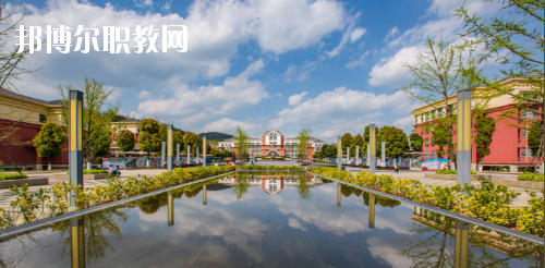 貴陽(yáng)幼兒師范高等?？茖W(xué)校(中職部)2020年招生辦聯(lián)系電話