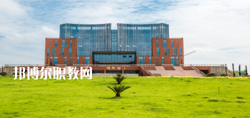 安順職業(yè)技術(shù)學(xué)院(中職部)2020年報(bào)名條件、招生要求、招生對(duì)象