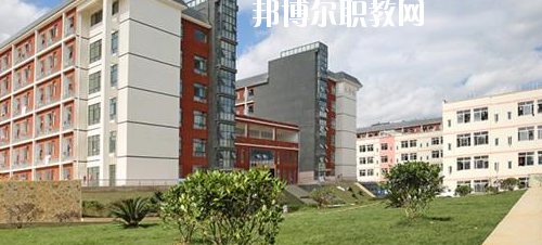 黔南民族職業(yè)技術(shù)學(xué)院(中職部)2020年報(bào)名條件、招生要求、招生對(duì)象