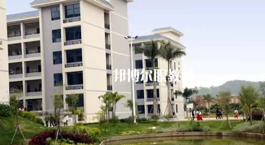 惠州商貿(mào)旅游高級職業(yè)技術學校2020年學費、收費多少