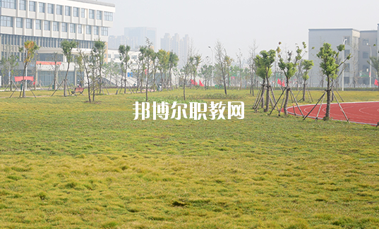 安徽蚌埠技師學(xué)院2020年學(xué)費(fèi)、收費(fèi)多少