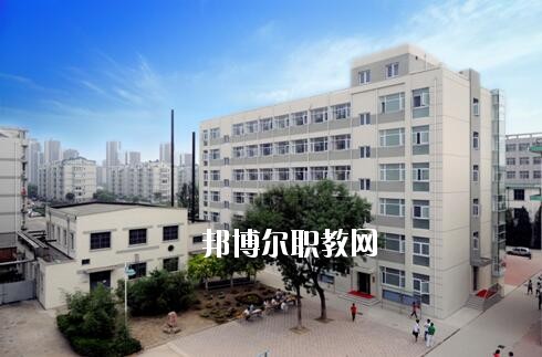 南陽經(jīng)濟貿易學校2021年報名條件、招生要求、招生對象