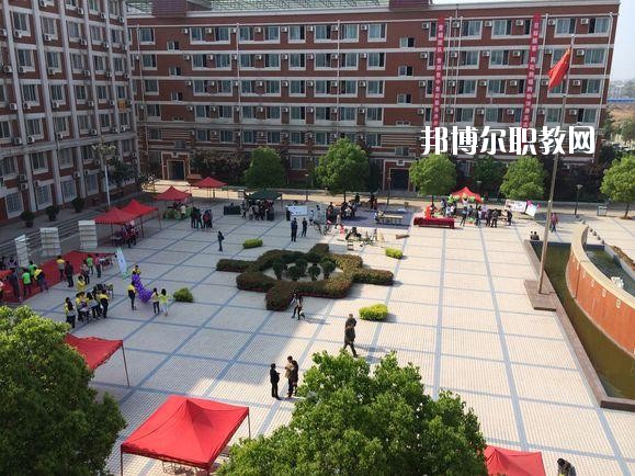 鄭州市財經(jīng)學(xué)校2021年報名條件、招生要求、招生對象