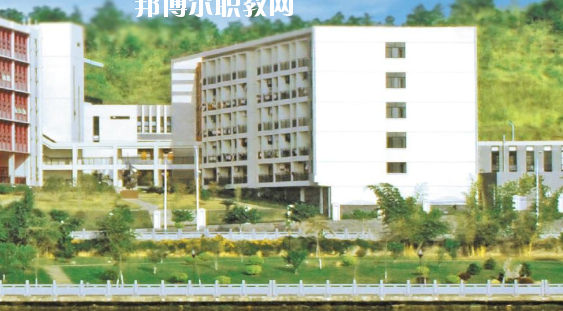 梅州藝術學校2020年報名條件、招生要求、招生對象