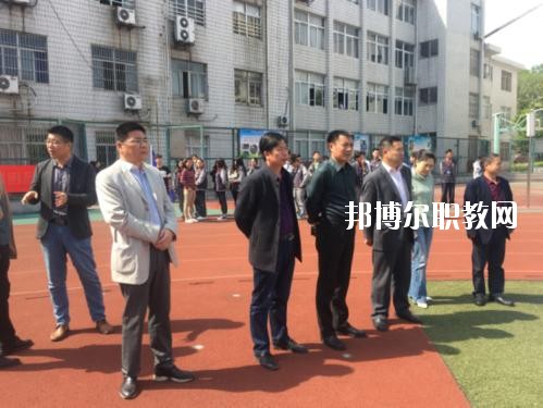 長垣縣職業(yè)中等專業(yè)學校2021年報名條件、招生要求、招生對象