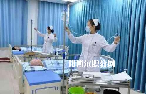 重慶2021年去衛(wèi)校學(xué)什么專(zhuān)業(yè)好