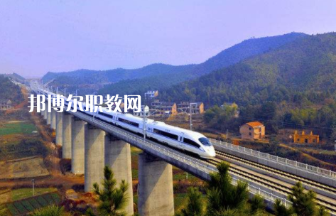 甘肅2021年讀高鐵學(xué)?？梢钥即髮W(xué)嗎