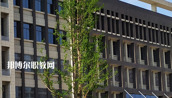 安徽天柱山旅游學(xué)校2021年報(bào)名條件、招生要求、招生對(duì)象