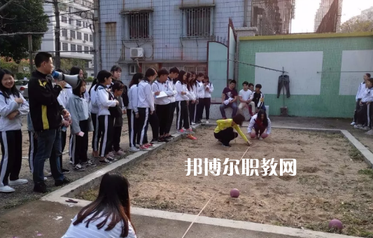 汕頭經(jīng)貿(mào)職業(yè)技術(shù)學(xué)校2021年報(bào)名條件、招生要求、招生對(duì)象