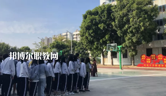 汕頭光明理工職業(yè)技術(shù)學(xué)校2021年報(bào)名條件、招生要求、招生對(duì)象